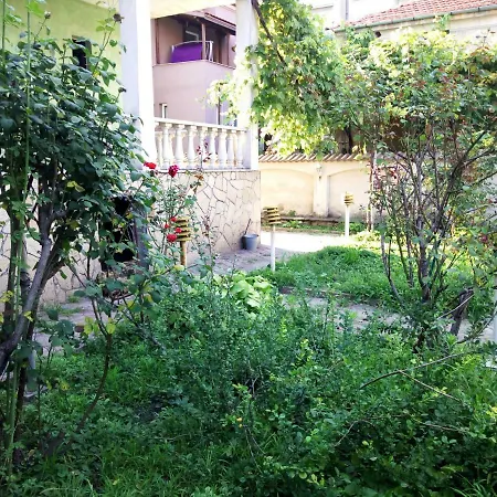 Artist's And Atelier شقة
